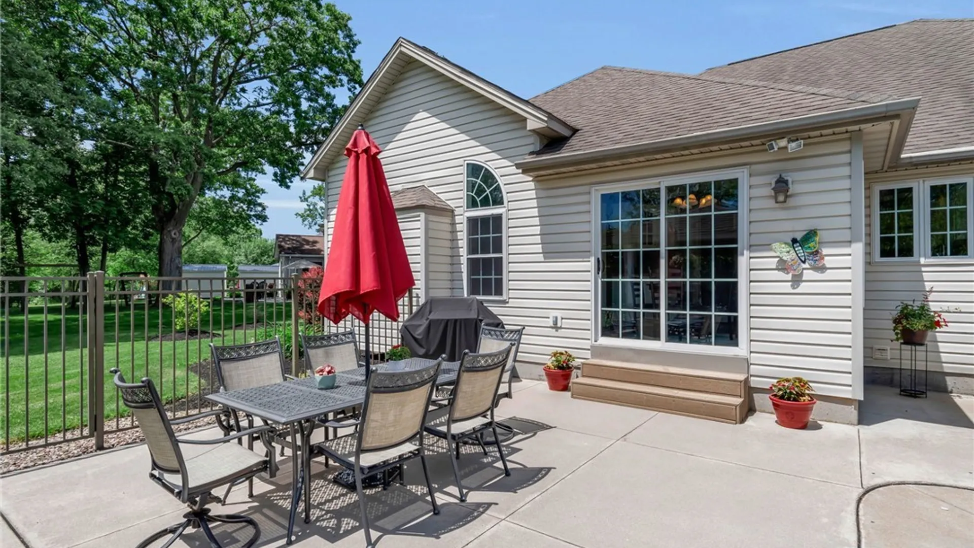 Property at 6324 Heritage Point, Lockport Town, NY 14094 6