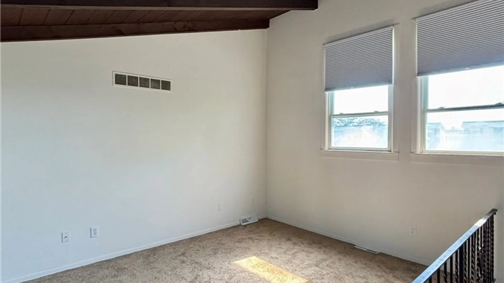 Property at 4 Concord Court, Tonawanda, NY 14150 7