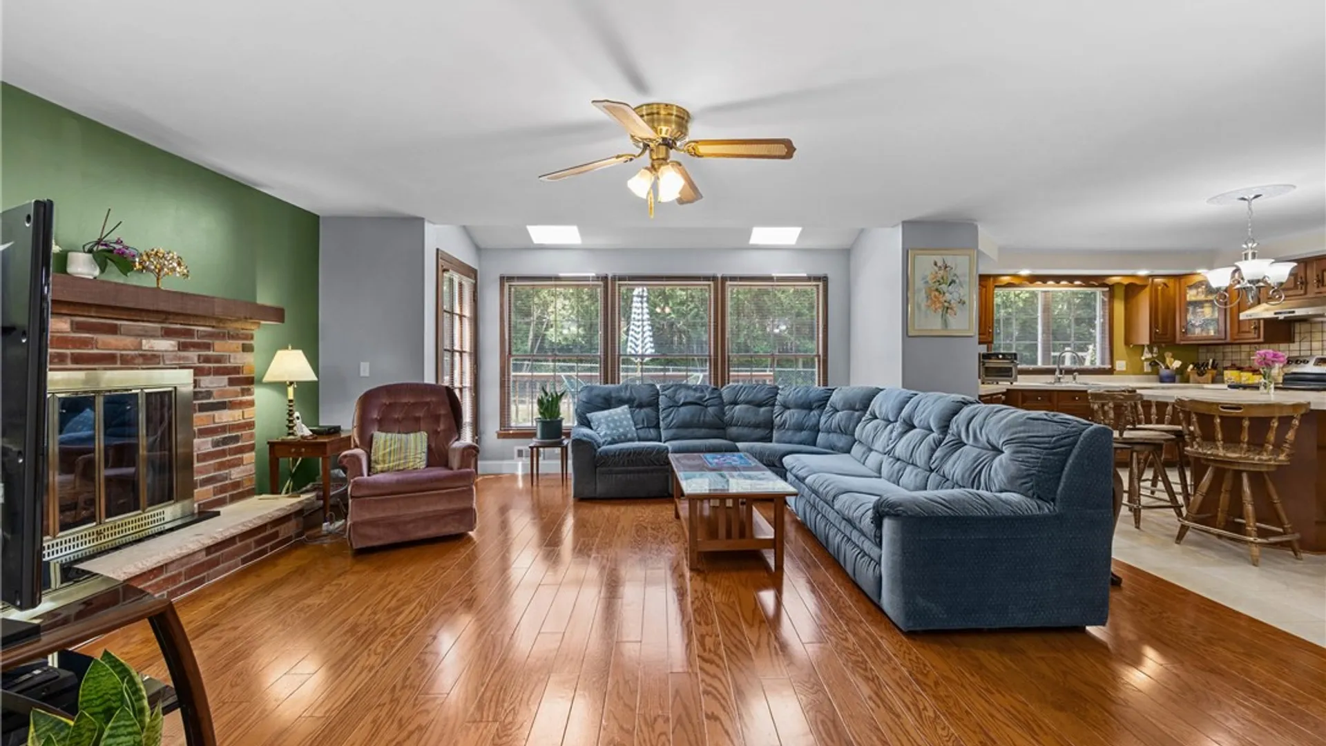 Property at 1 Michael Lane, Perinton, NY 14450 10