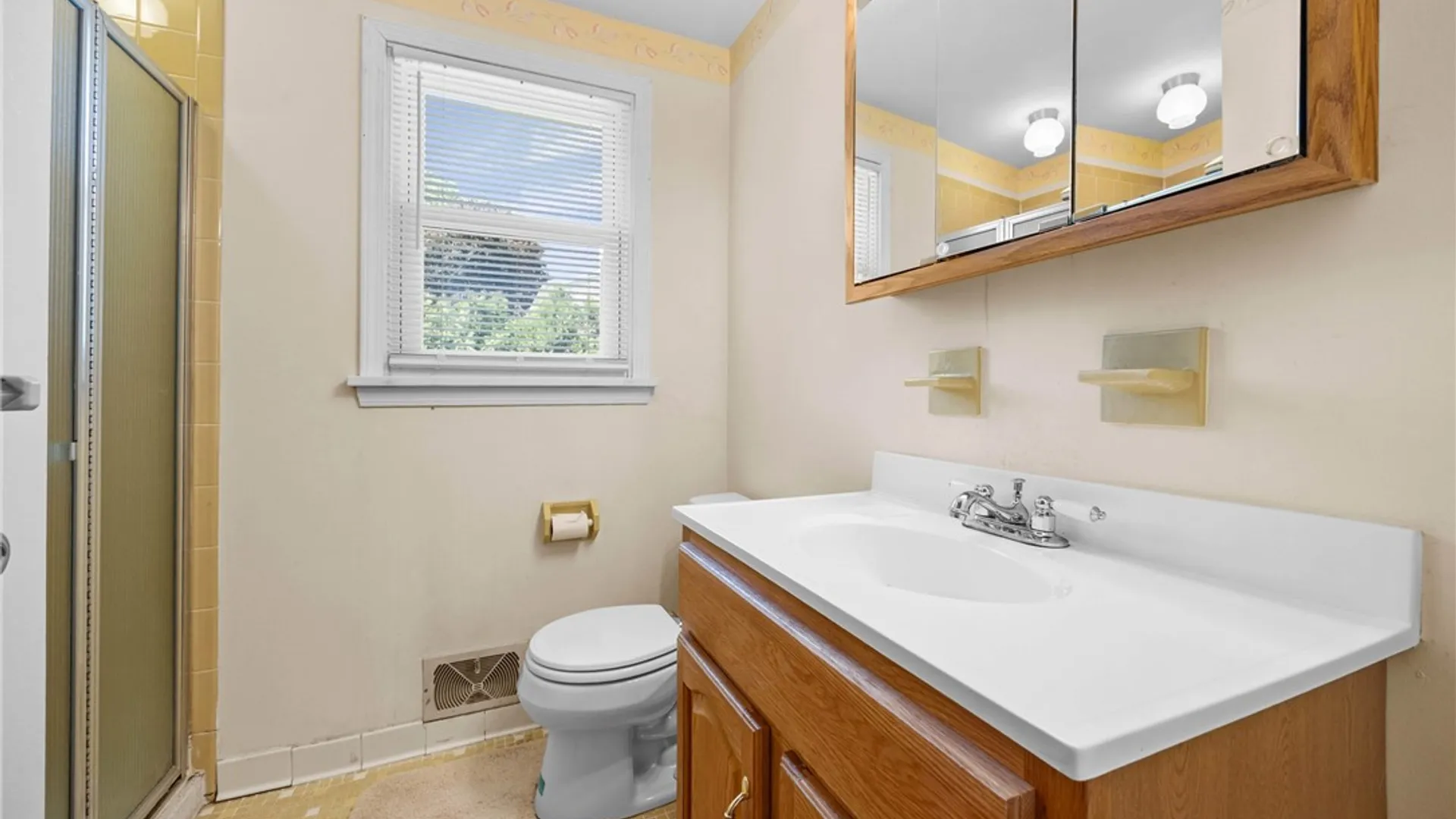 Property at 1 Michael Lane, Perinton, NY 14450 23