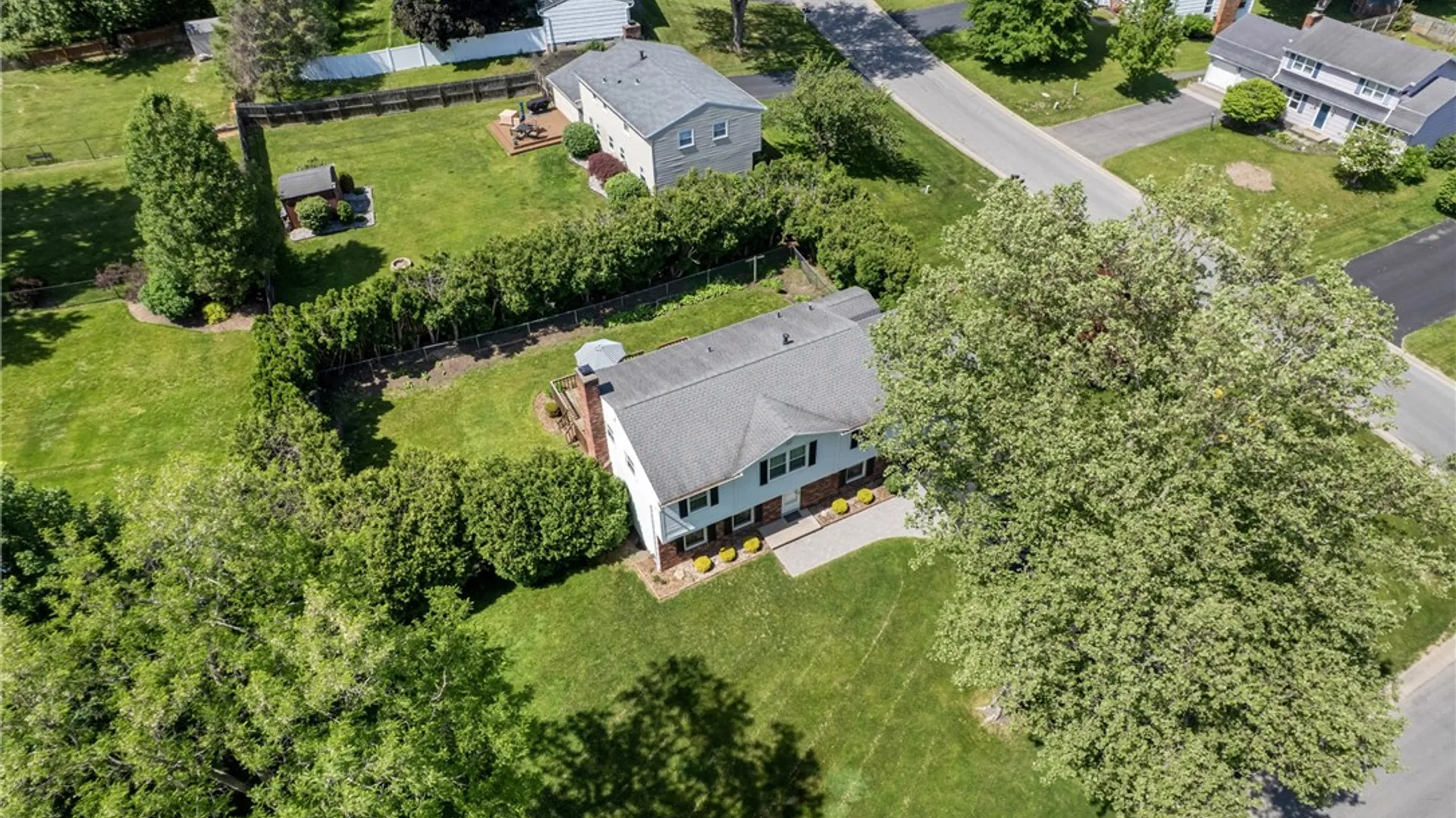 Property at 1 Michael Lane, Perinton, NY 14450 40