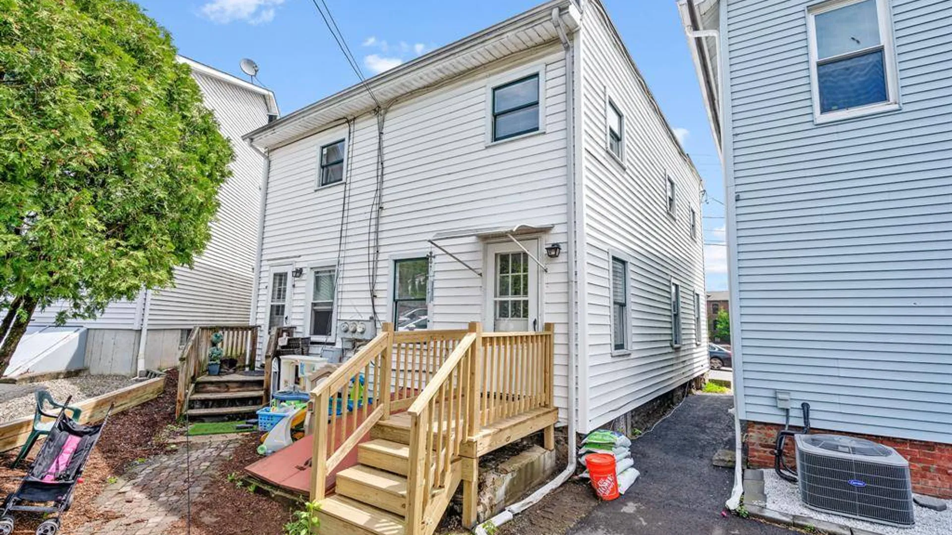 Property at 252-254 Partition Street, Kingston, NY 12477 35