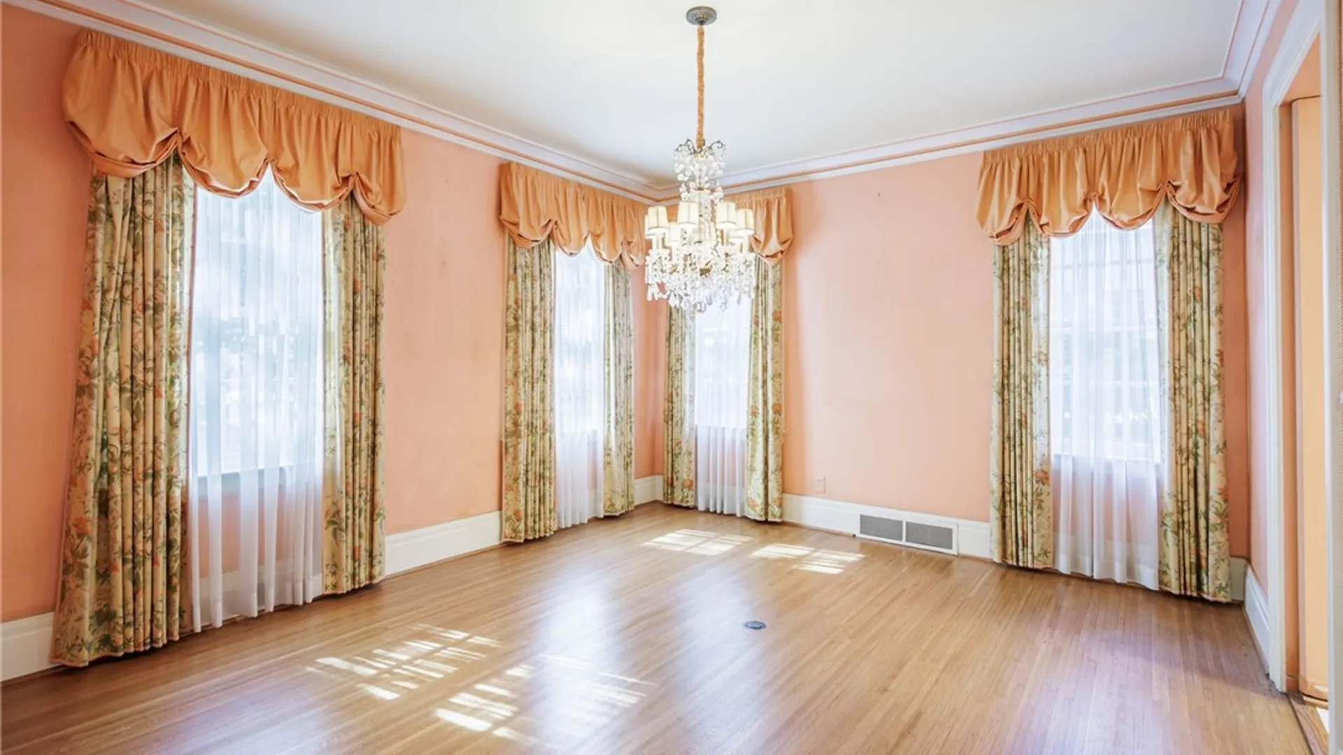 Property at 389 Yarmouth Road, Rochester, NY 14610 15