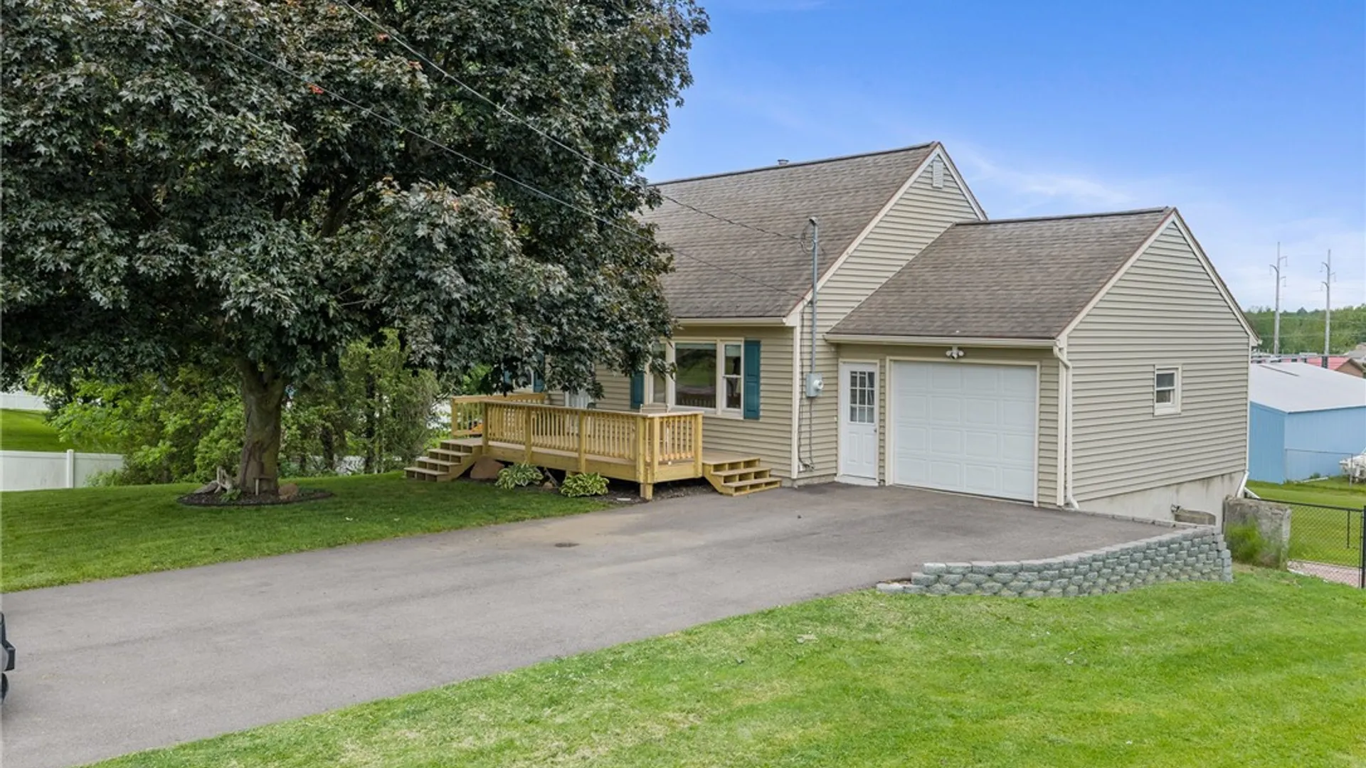 Property at 301 Ridge Road, Ontario, NY 14519 3