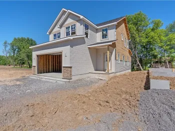 Property at 140 Arabica Lane, Salina, NY 13090