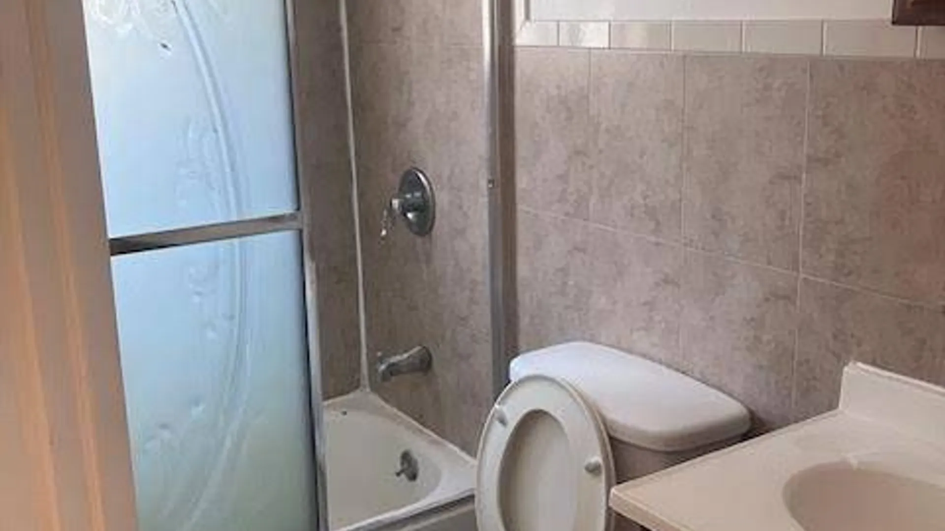 Property at 428 Beach 65th Street, Arverne, NY 11692 9