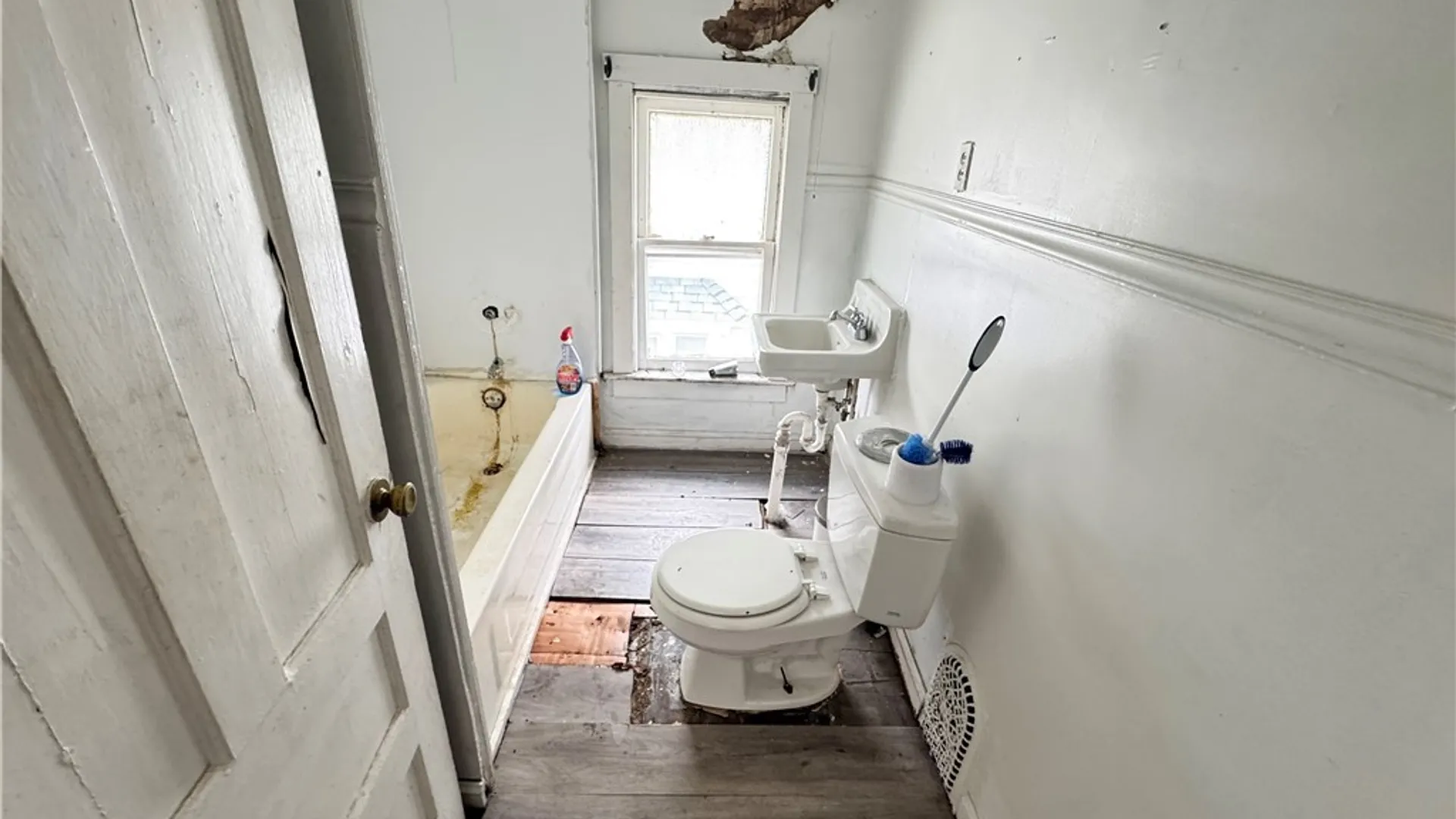 Property at 330 Norton Street, Rochester, NY 14621 14