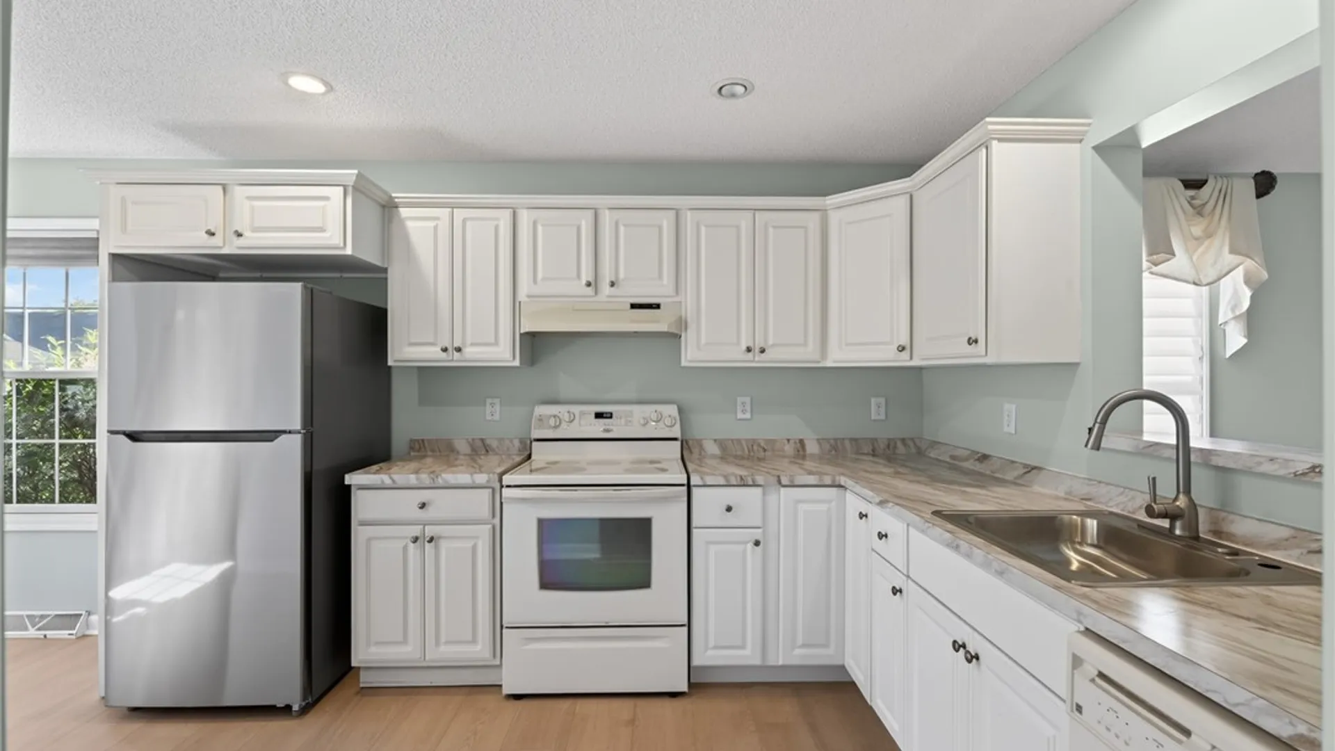 Property at 56 Mayfield Drive, West Seneca, NY 14224 21