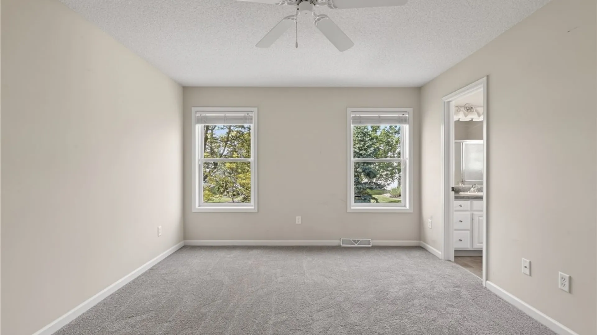 Property at 56 Mayfield Drive, West Seneca, NY 14224 29