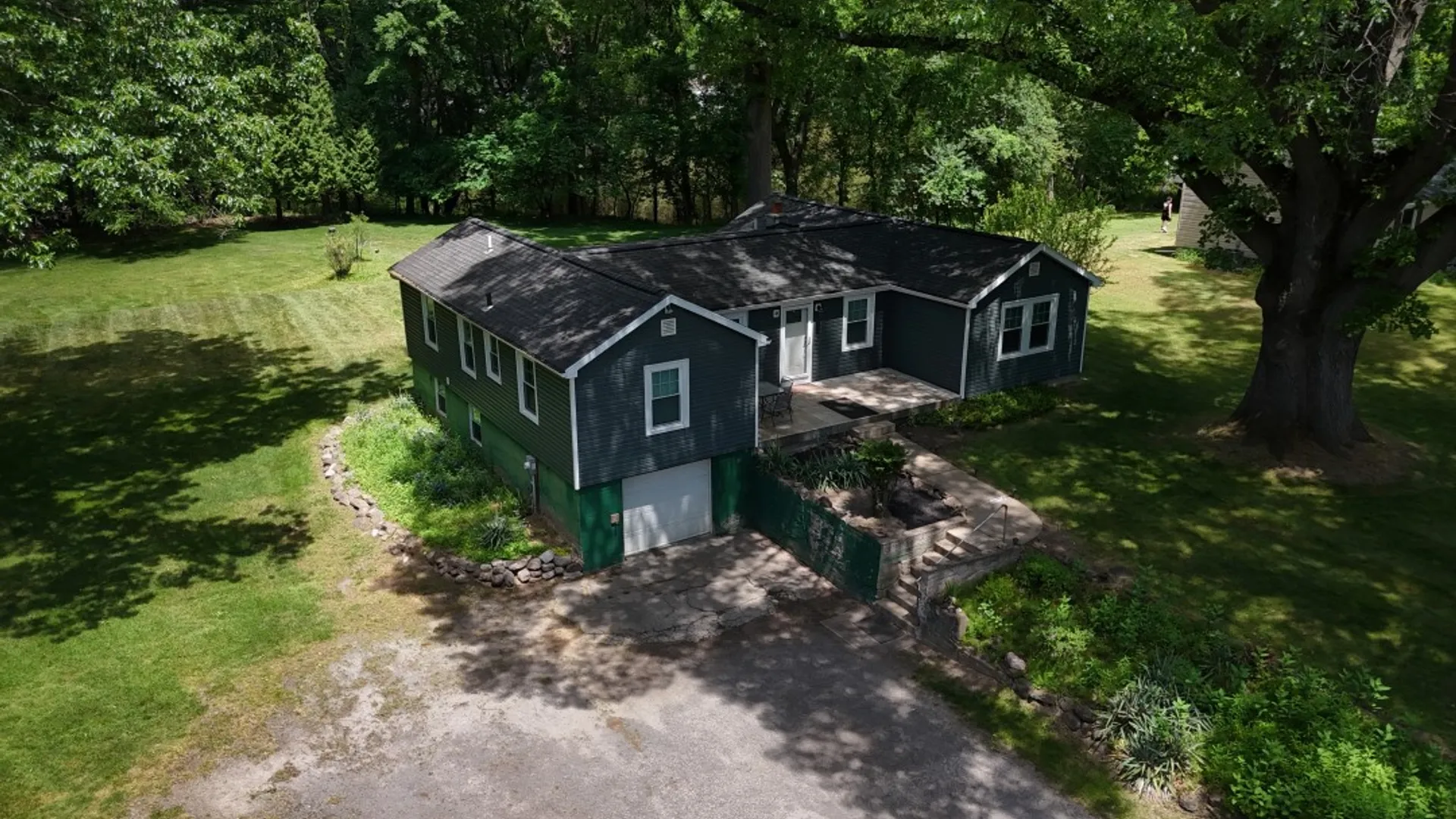 Property at 166 Ayrault Road, Perinton, NY 14450 46