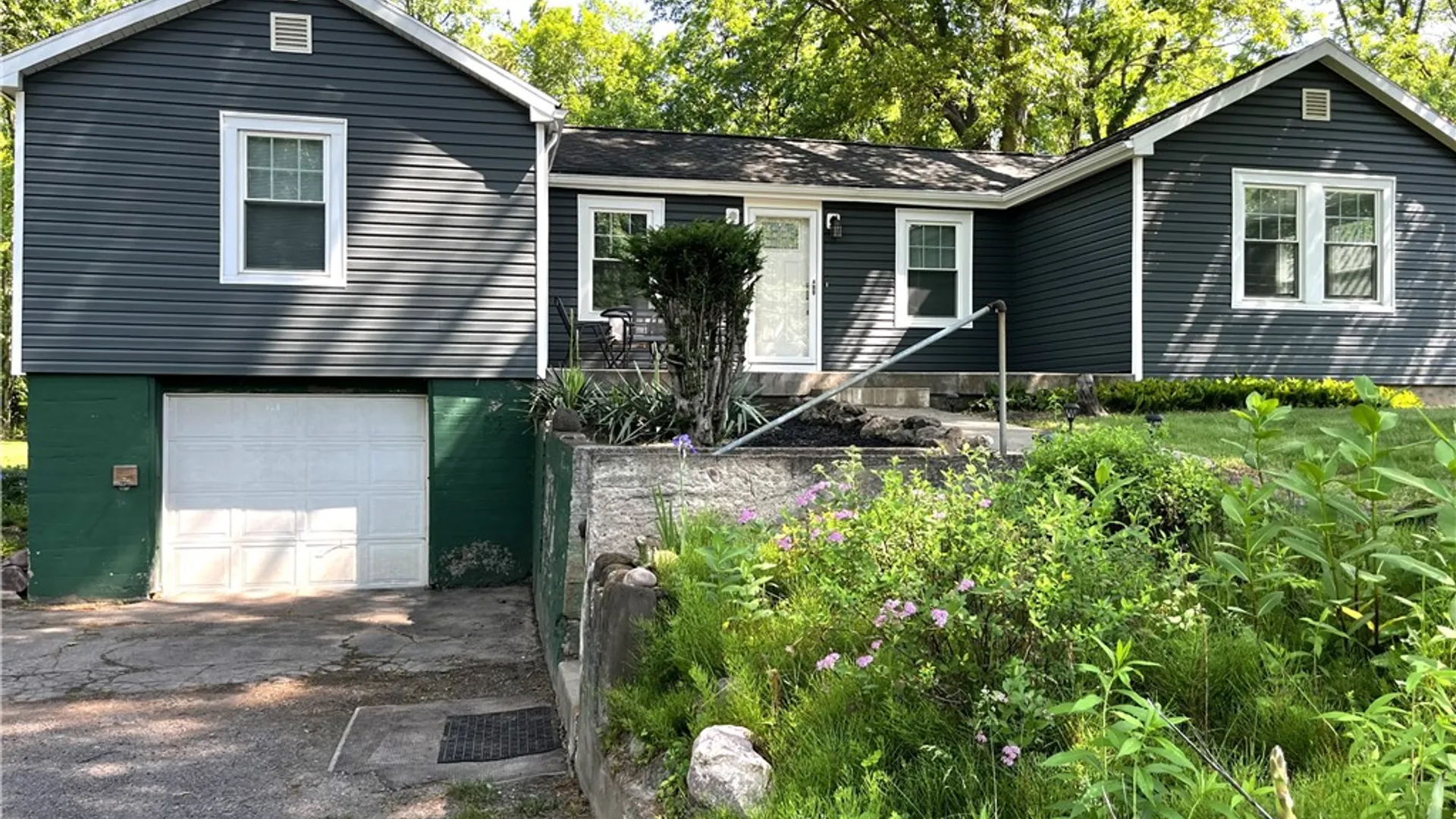 Property at 166 Ayrault Road, Perinton, NY 14450 5