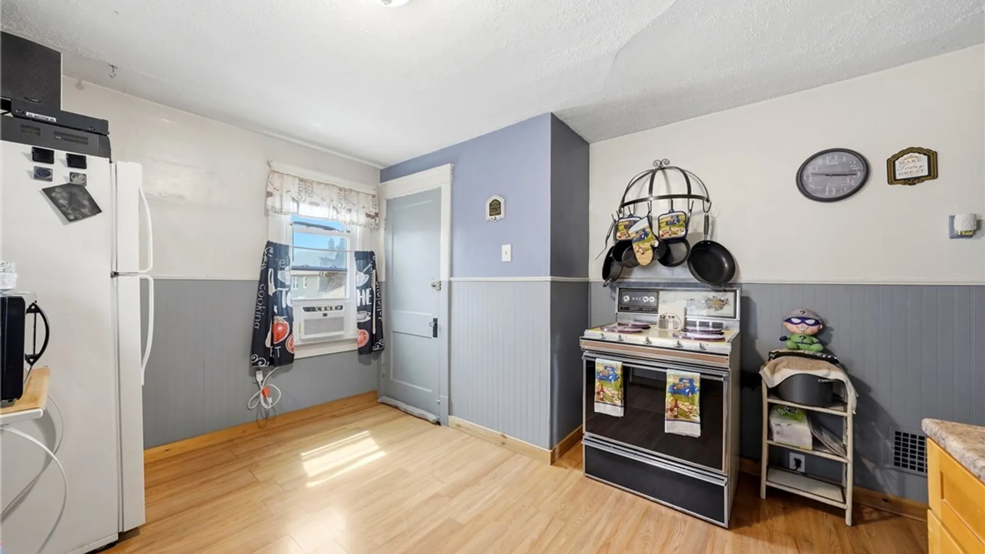 Property at 40 Ullman Street, Buffalo, NY 14207 43