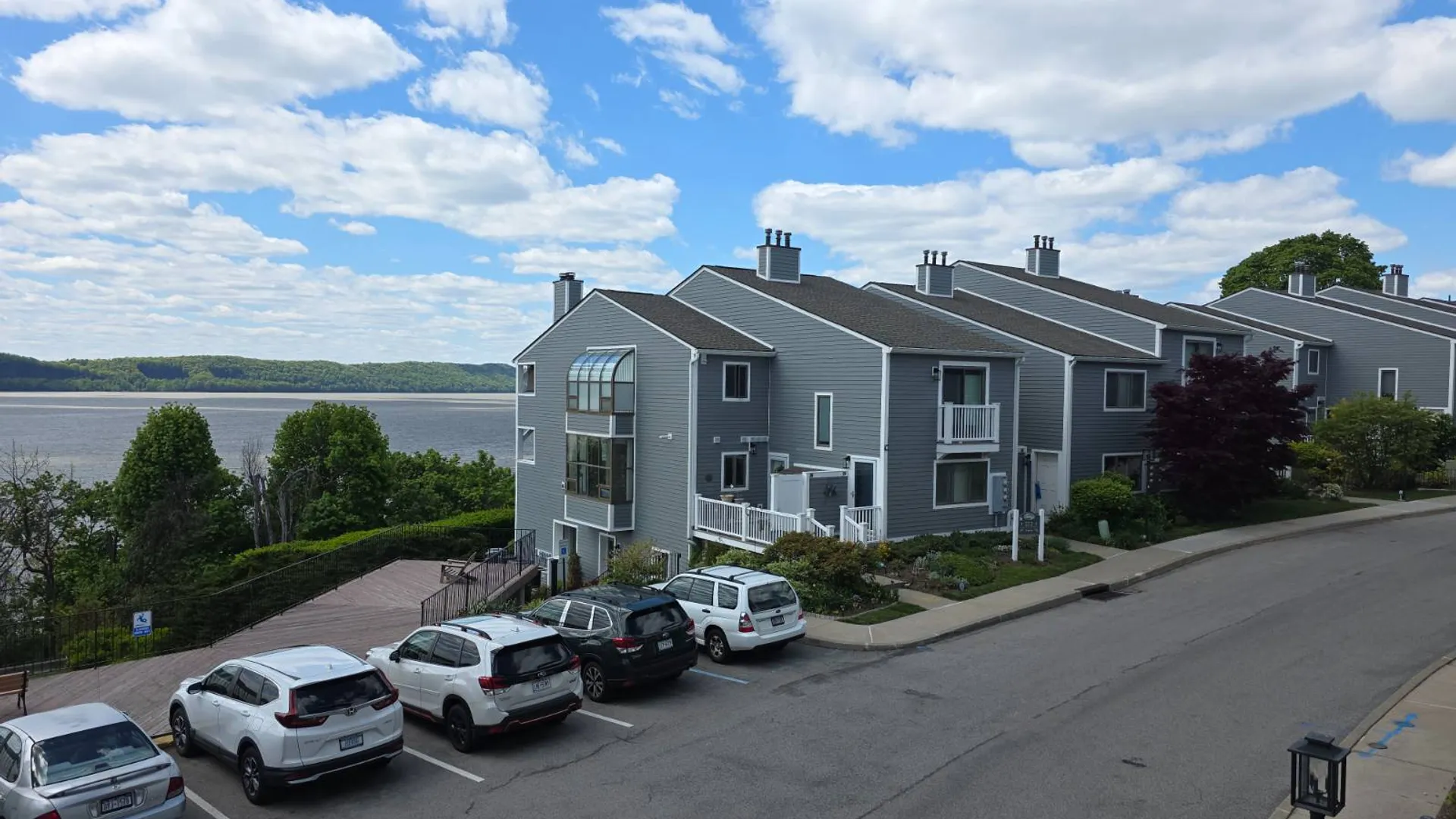 Property at 74 Hudson Point Ln, Ossining, NY 10562 22