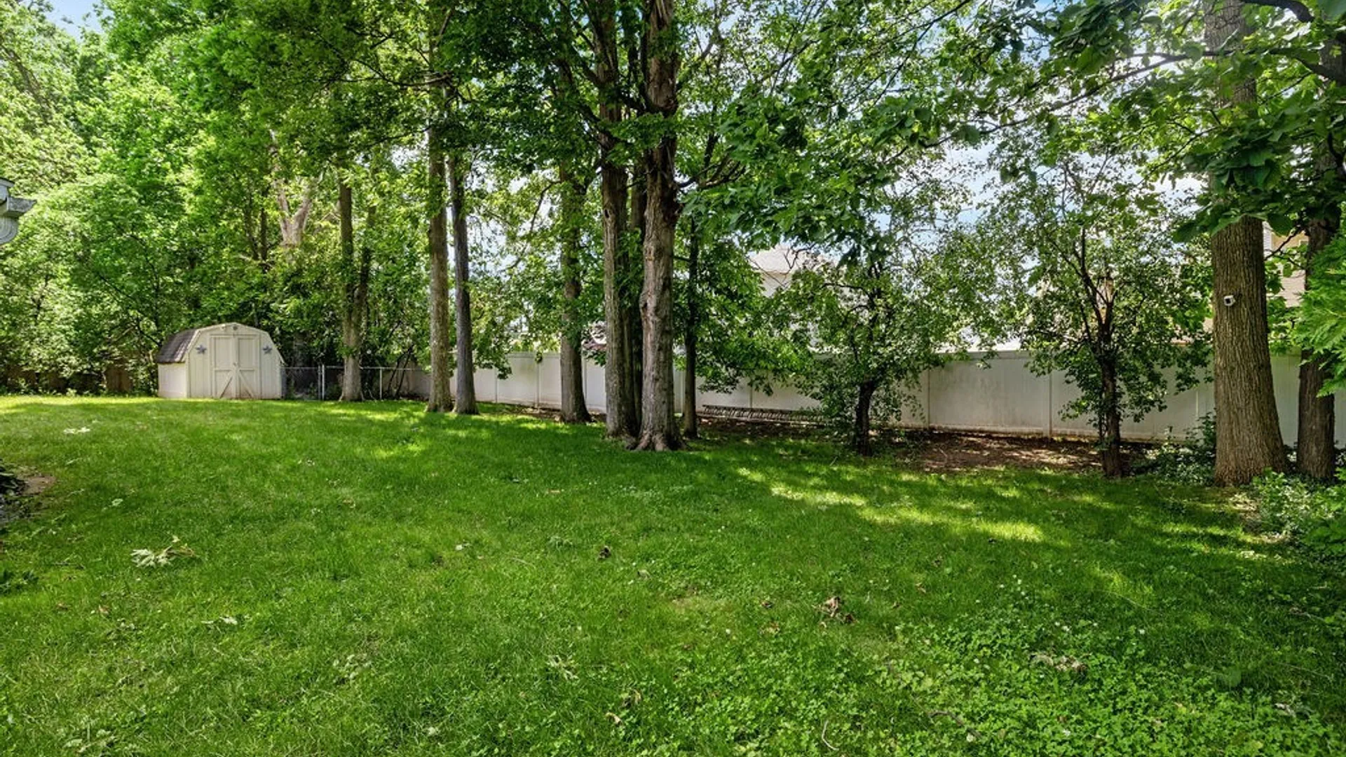 Property at 7346 Barnyard Circle, Clay, NY 13088 30