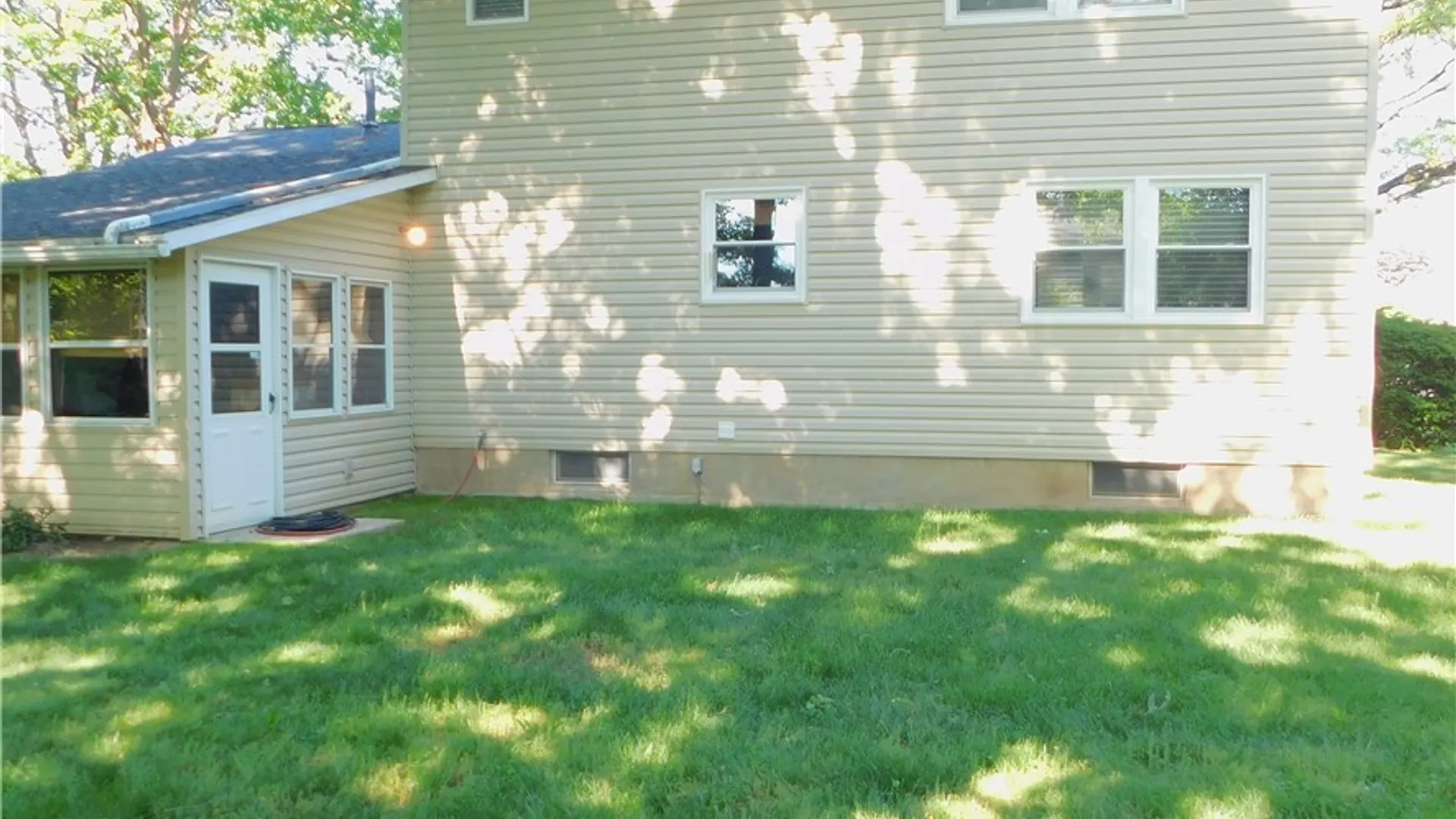 Property at 7346 Barnyard Circle, Clay, NY 13088 6