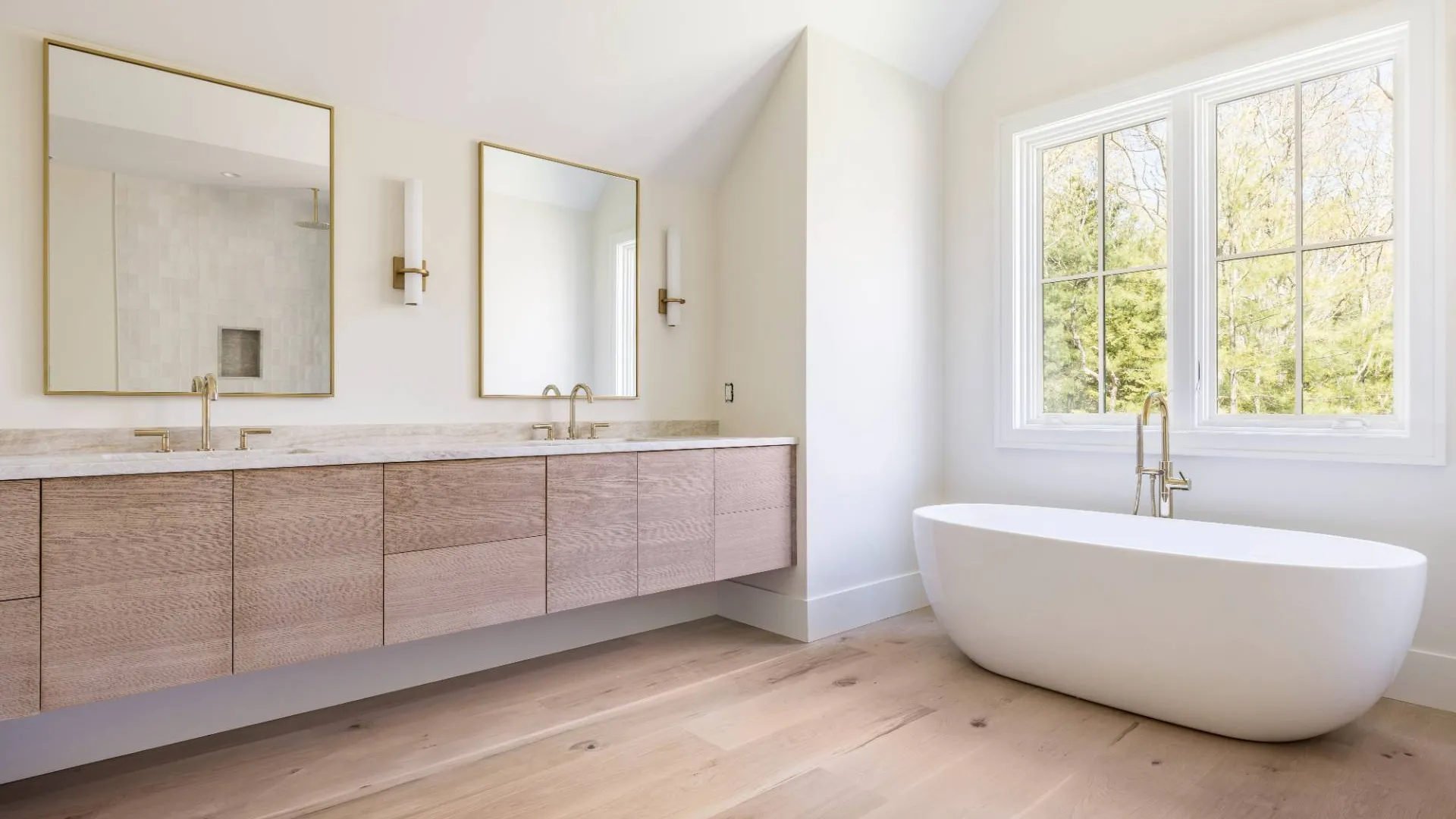 Property at 21 Ocean Parkway, East Hampton, NY 11937 14