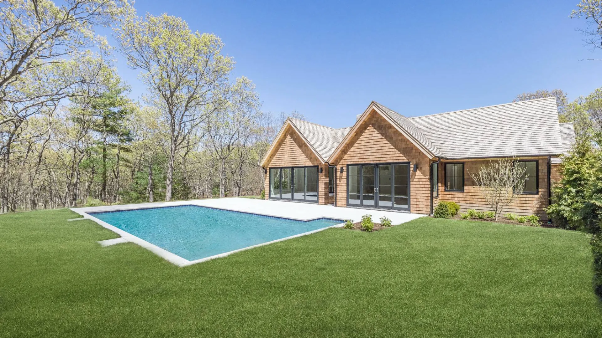 Property at 21 Ocean Parkway, East Hampton, NY 11937 37