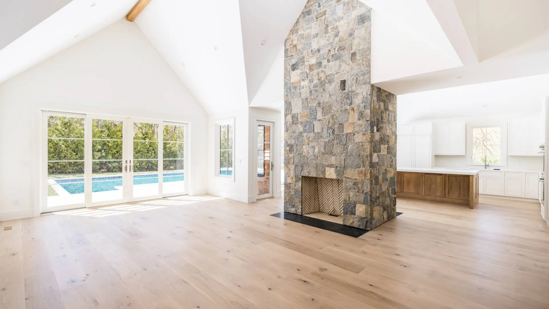Property at 21 Ocean Parkway, East Hampton, NY 11937 5