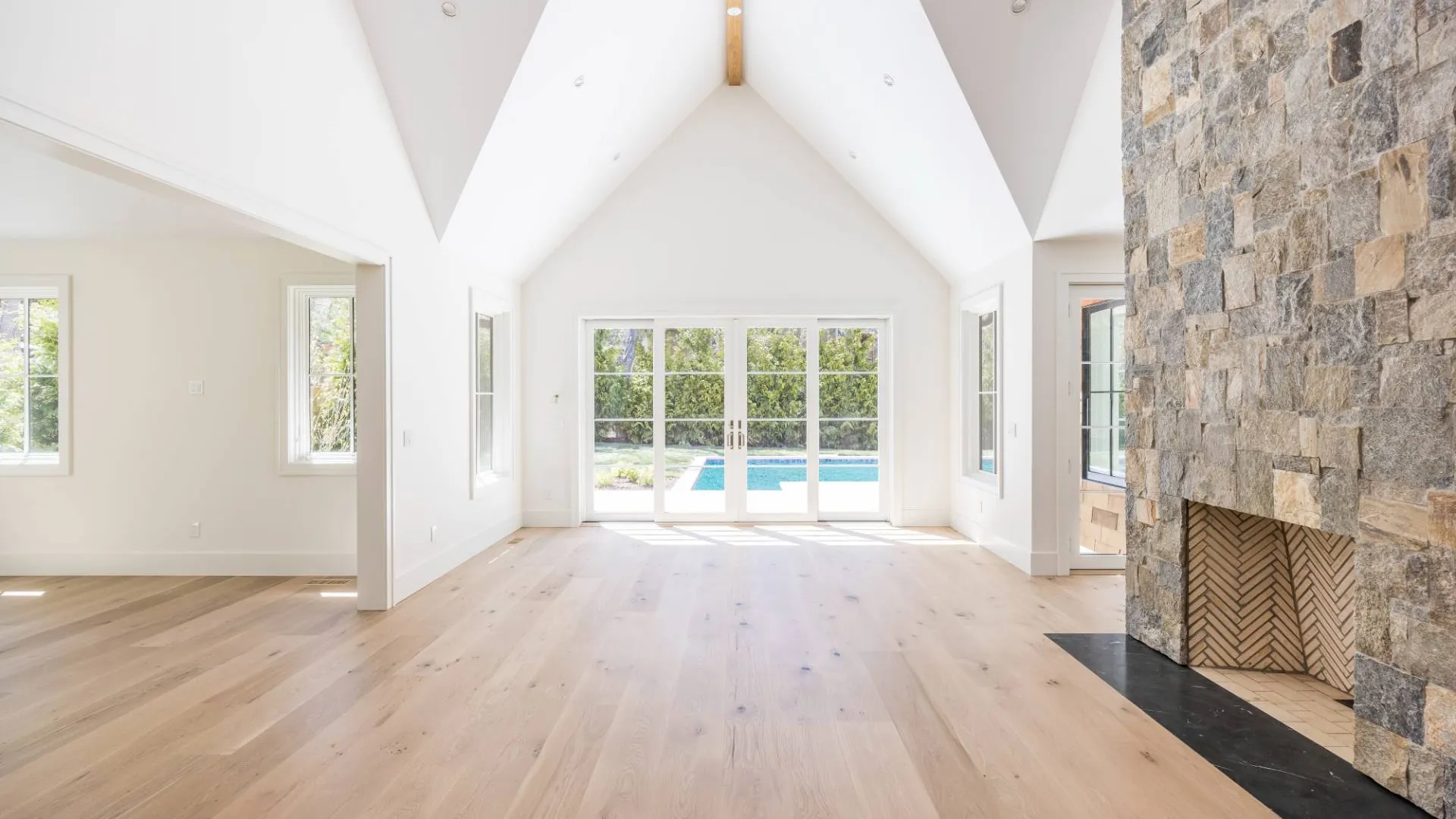 Property at 21 Ocean Parkway, East Hampton, NY 11937 6