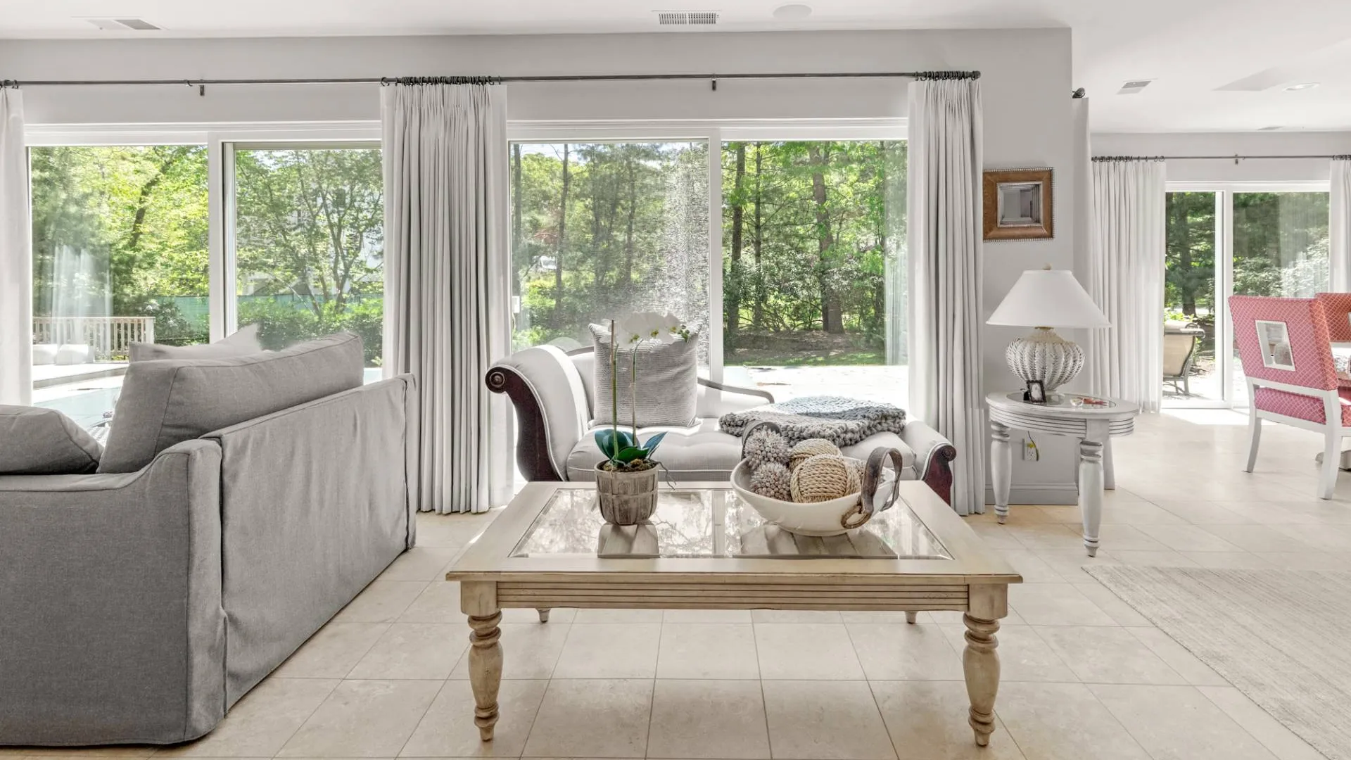 Property at 4 Lakewood Lane, Quogue, NY 11959 10