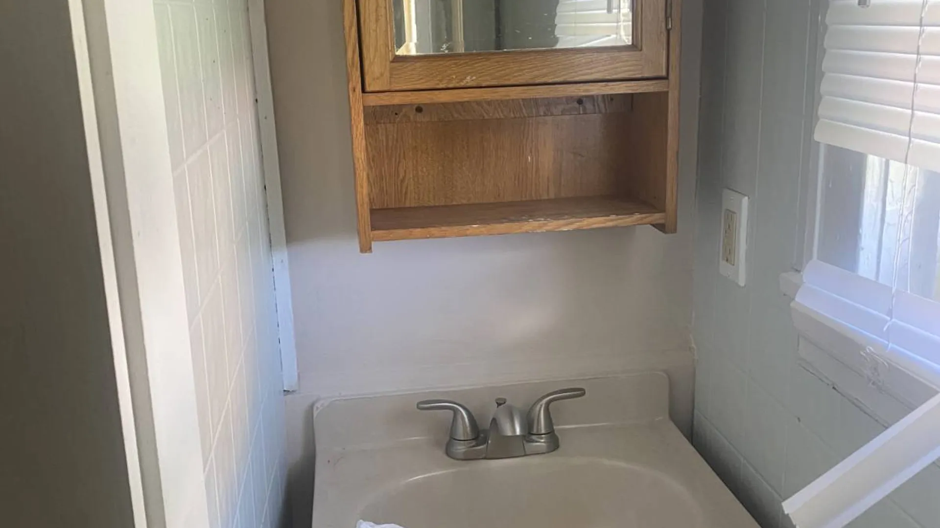 Property at 337 Bleecker St, Gloversville, NY 12078 10