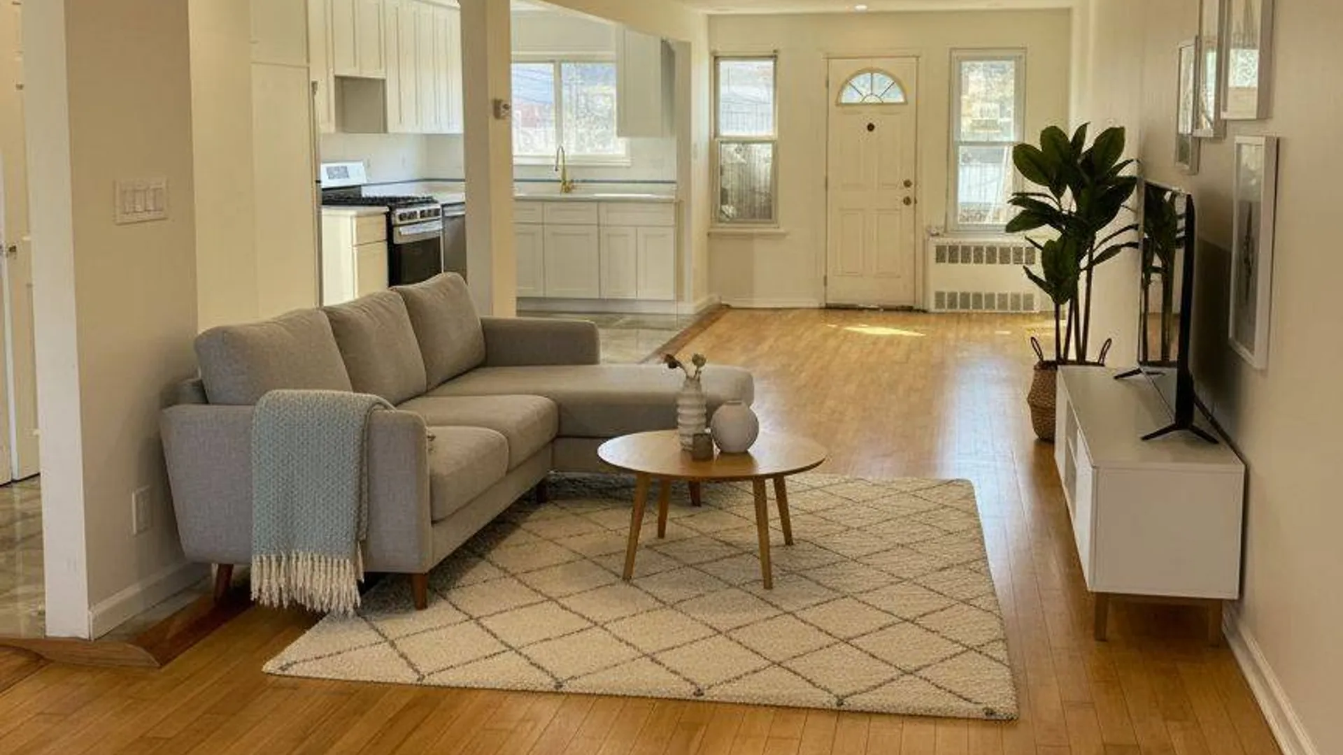 Property at 1824 Rockaway Parkway, Brooklyn, NY 11236 3