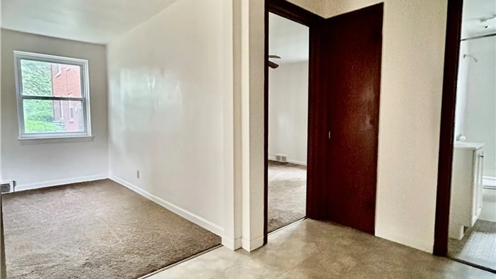 Property at 12 Latona Court, Buffalo, NY 14220 3