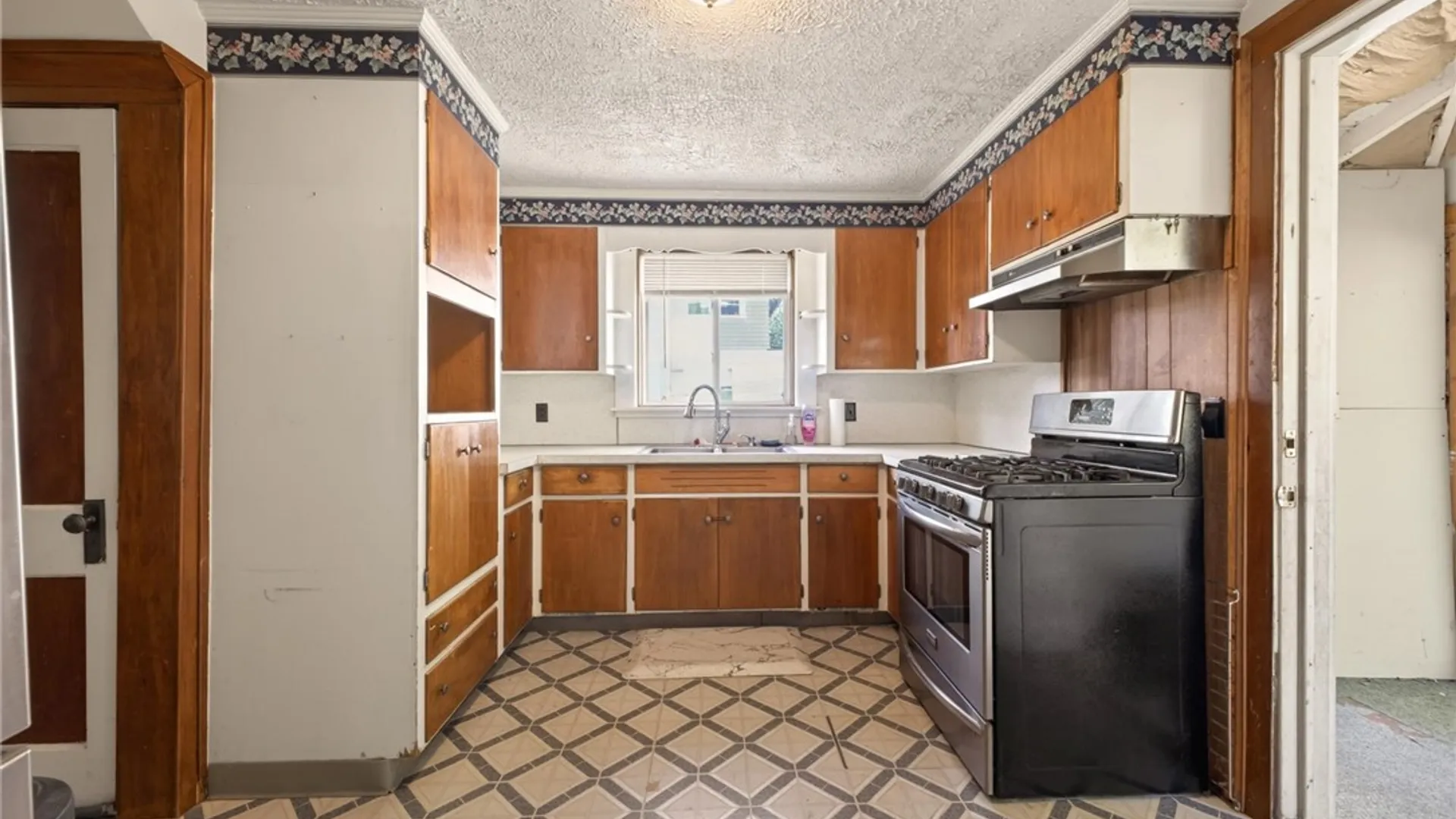 Property at 313 Fayette Street, Palmyra, NY 14522 13