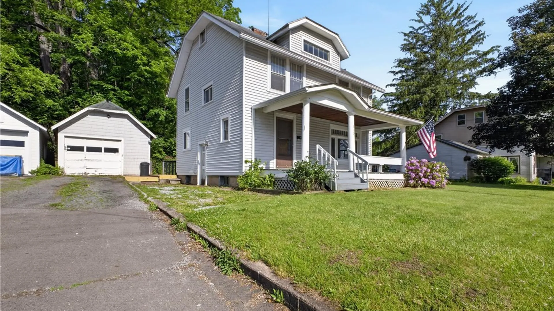 Property at 313 Fayette Street, Palmyra, NY 14522 2