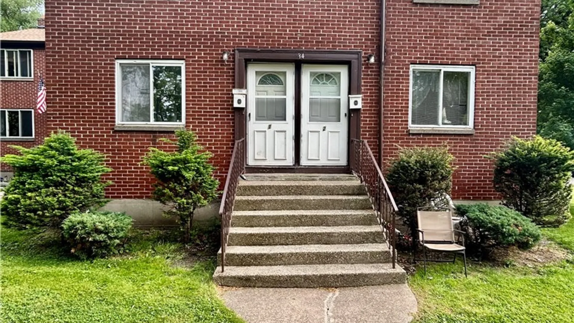 Property at 34 Latona Court, Buffalo, NY 14220 2