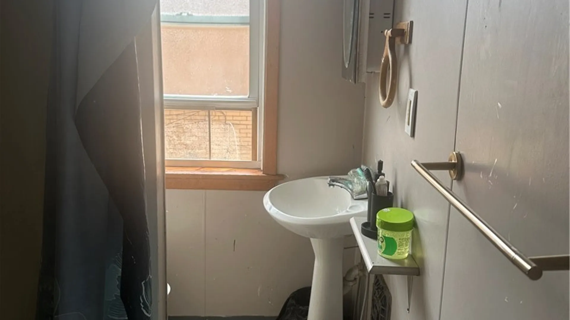 Property at 639 16th Street, Niagara Falls, NY 14301 6