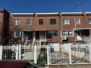 Property at 4067 Baychester Ave, Bronx, NY 10466