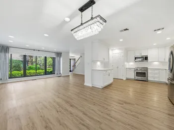 Property at 25 Spring Hollow, Roslyn, NY 11576