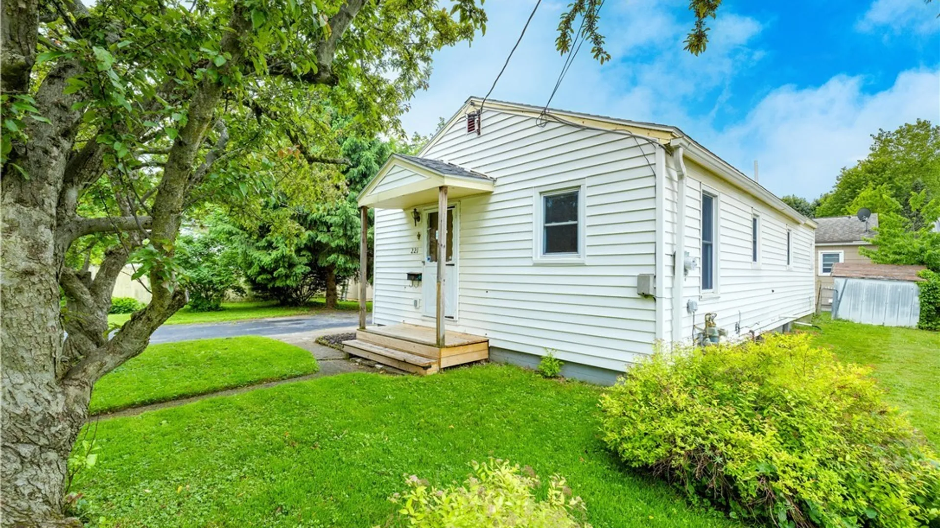 Property at 221 Chappell Street, Oneida, NY 13421 3