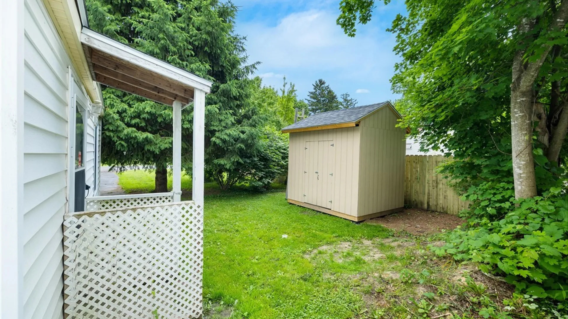 Property at 221 Chappell Street, Oneida, NY 13421 6