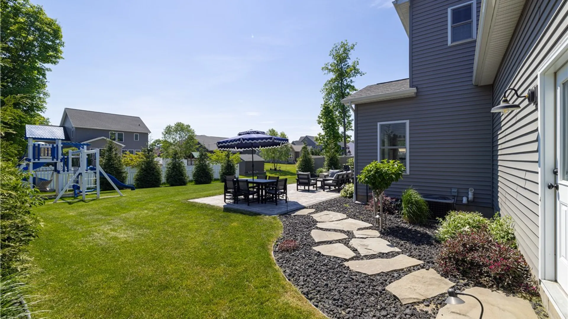 Property at 512 Whistlers Cove Lane, Greece, NY 14612 46