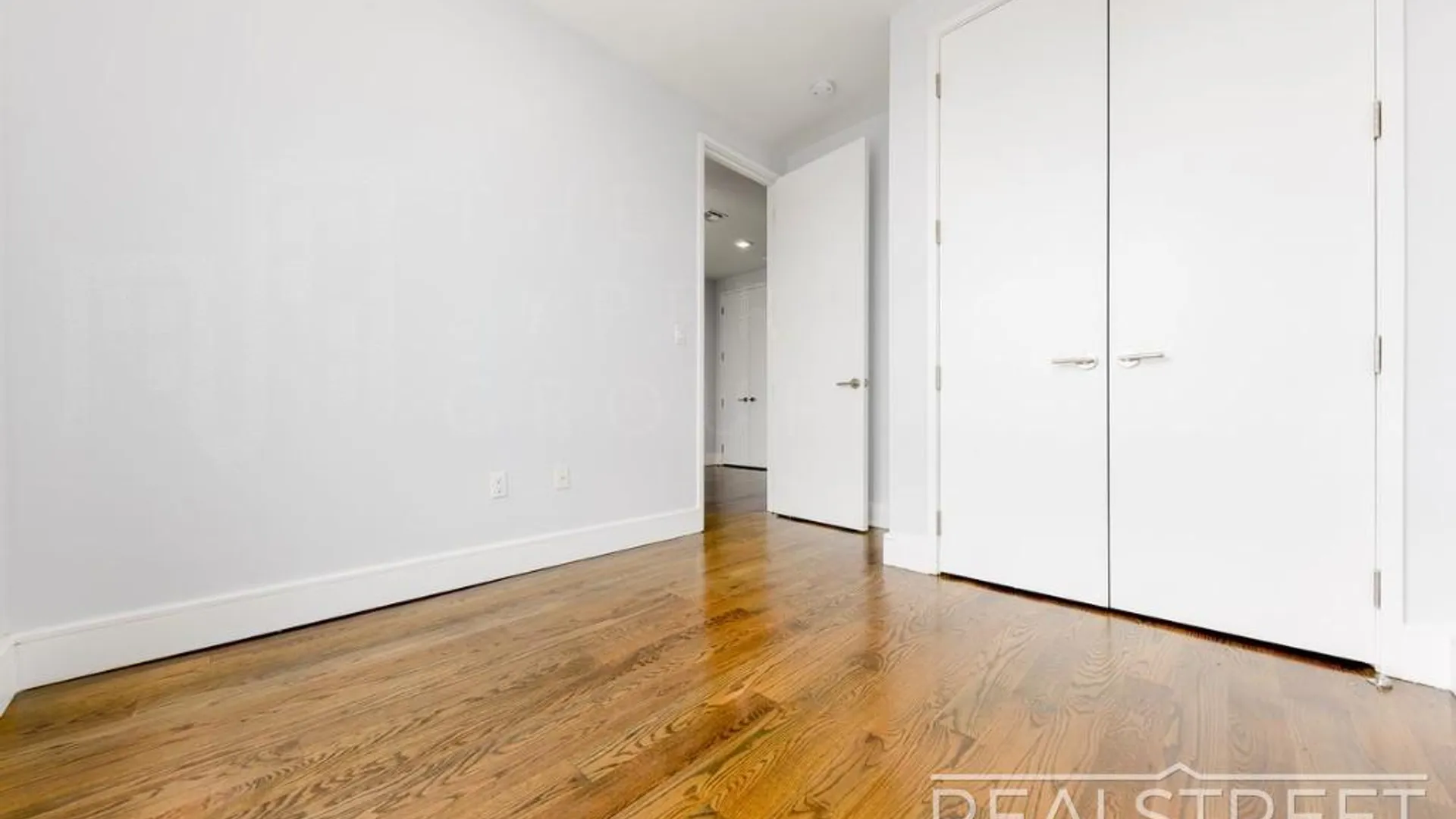 Property at 100 Himrod St, BROOKLYN, NY 11221 11