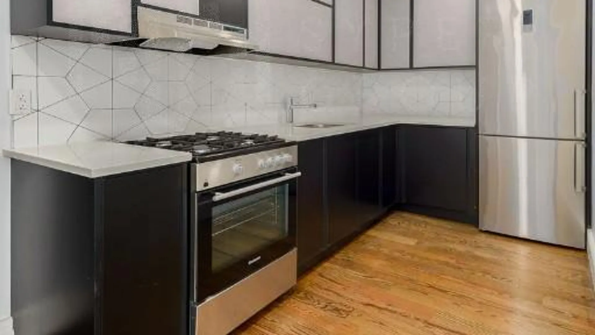 Property at 100 Himrod St, BROOKLYN, NY 11221 3