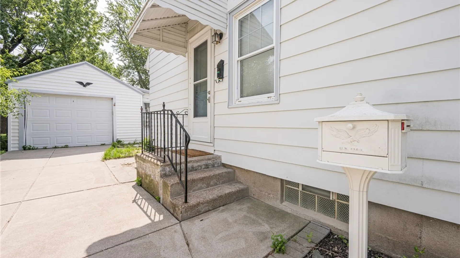 Property at 139 Pickford Avenue, Tonawanda, NY 14223 6