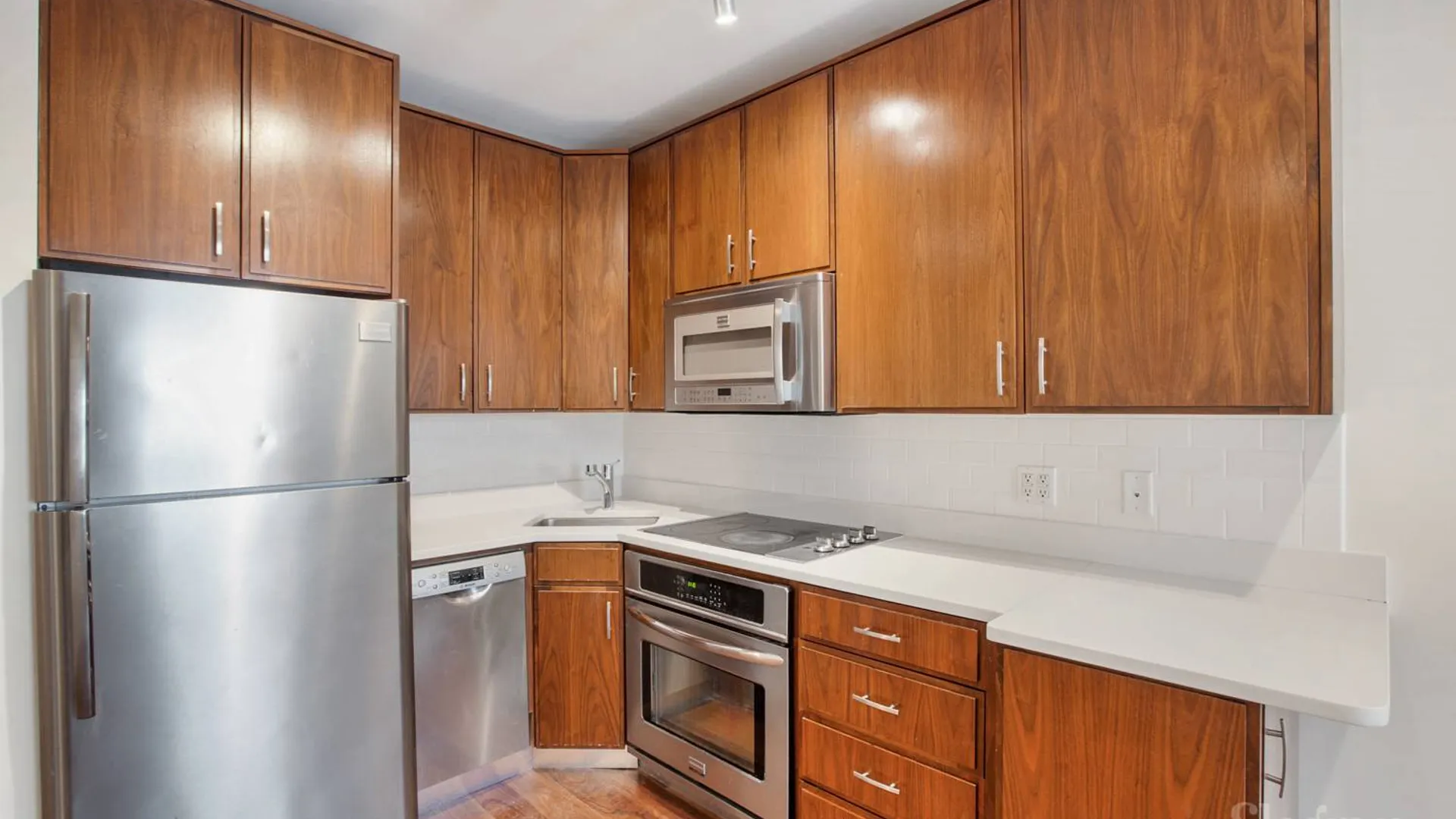 Property at 513 Third Avenue, New York, NY 10016 11