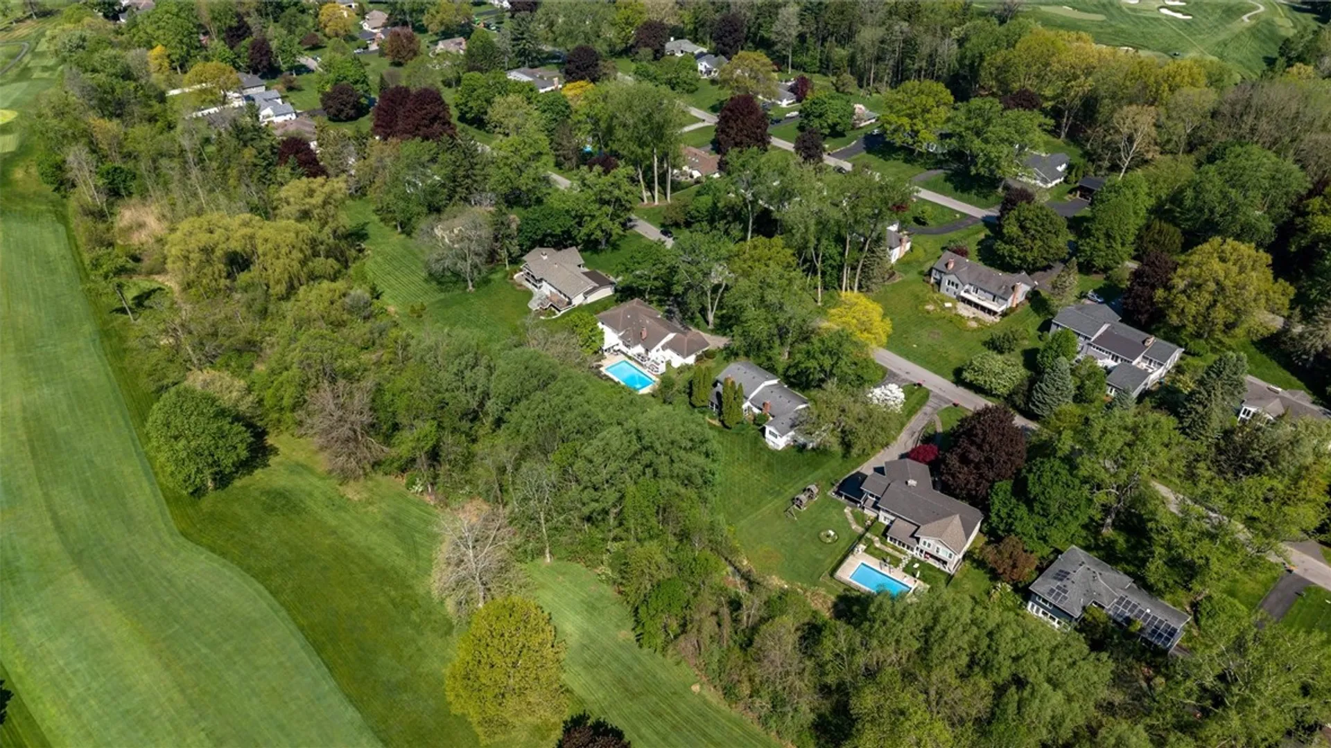 Property at 41 Country Club Drive, Pittsford, NY 14618 4