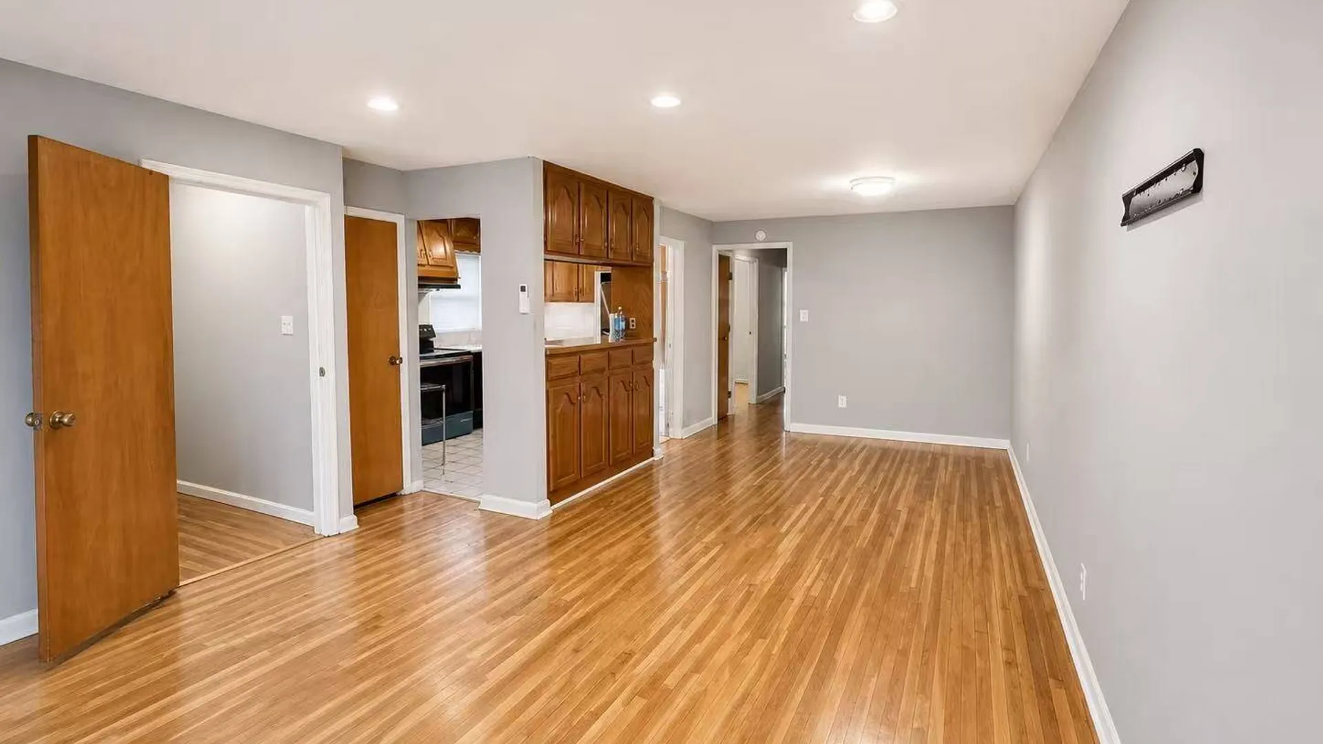 Property at 9-16 128th Street, College Point, NY 11356 4