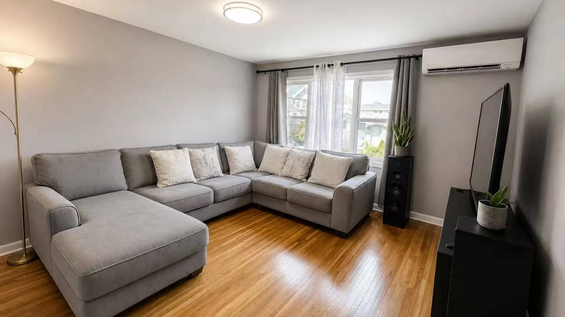 Property at 9-16 128th Street, College Point, NY 11356 7