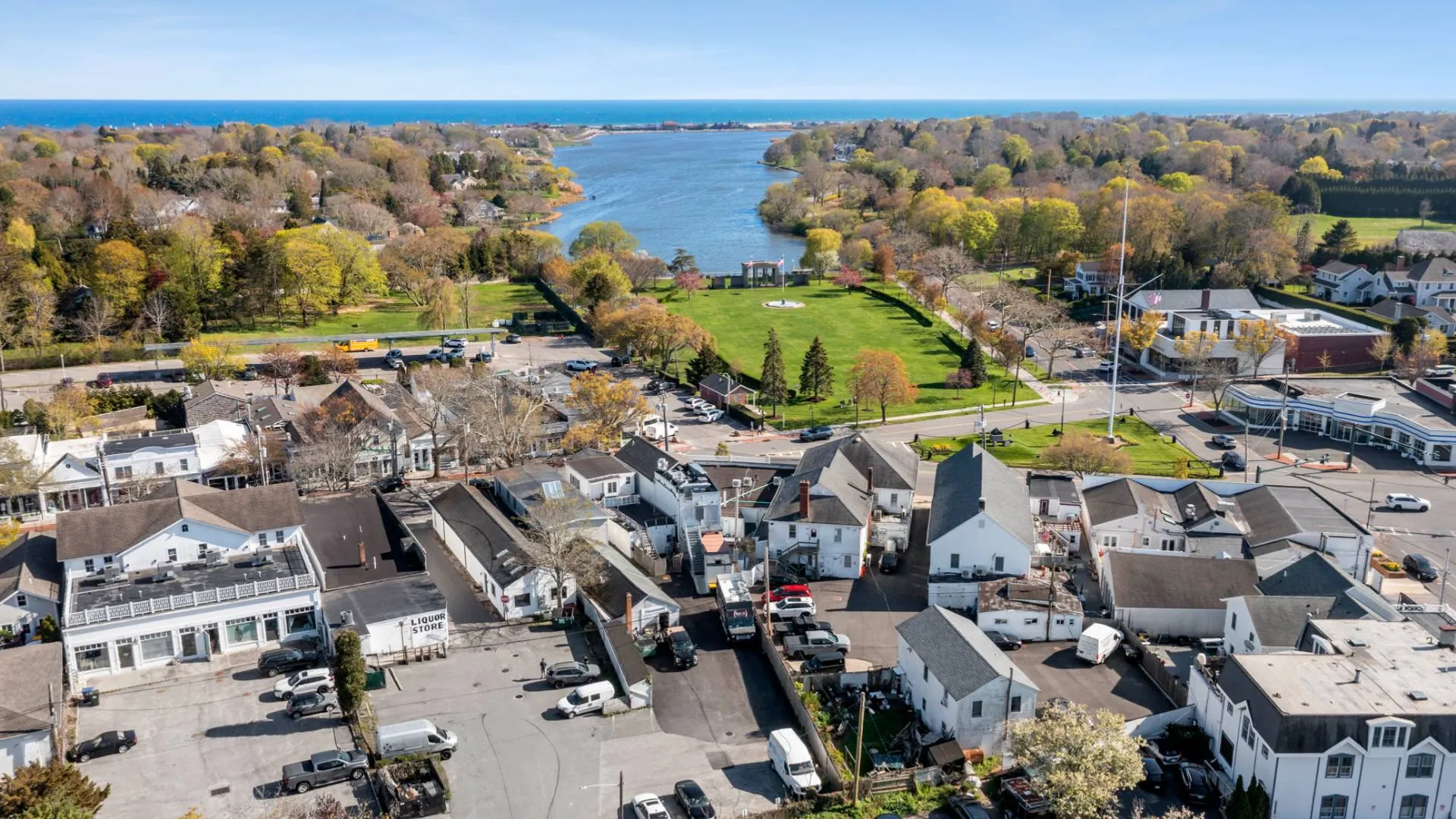 Property at 71 JOBS LN, Southampton, NY 11968 10
