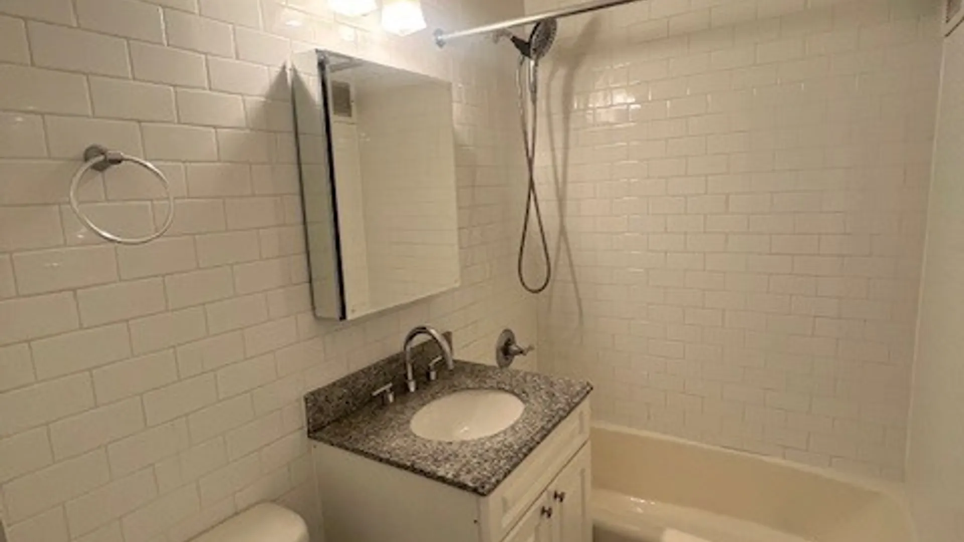 Property at 3615 Oxford Ave, Bronx, NY 10463 6