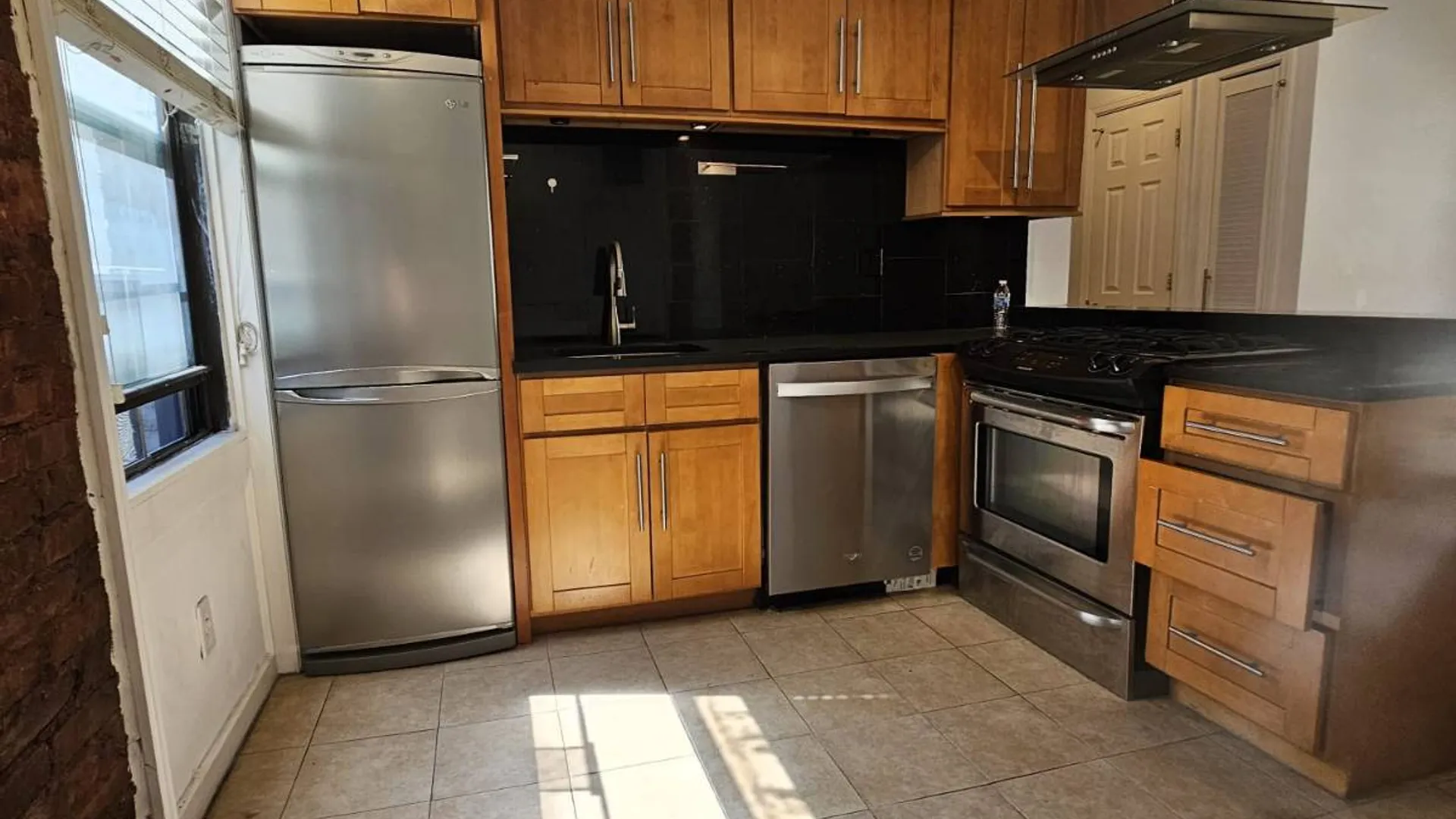 Property at 2115 33st, Astoria, NY 11105 20