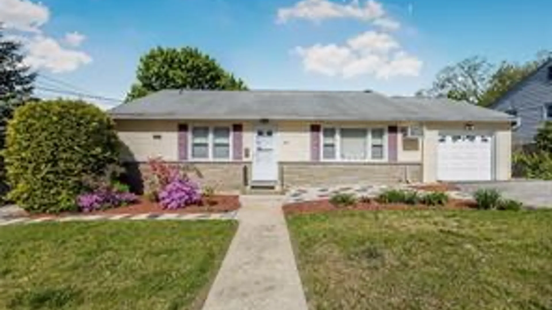 Property at 253 Rosedale Rd, Yonkers, NY 10710 2