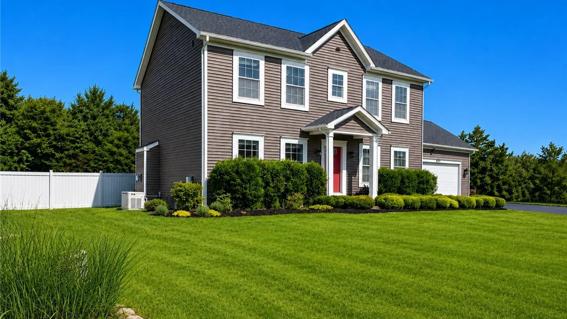 Property at 205 York Bay Trail, Henrietta, NY 14586 2