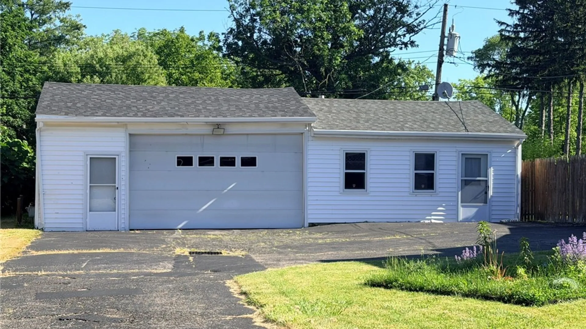 Property at 78 Koladyne Avenue, Gates, NY 14606 3