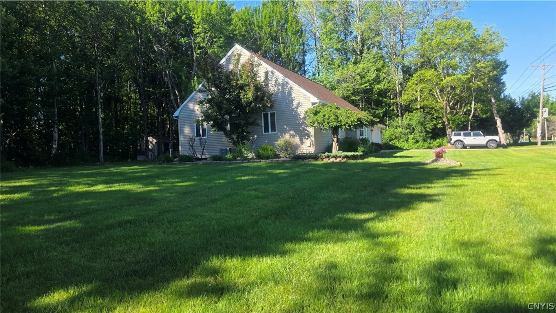 Property at 6569 Fox Road, Marcy, NY 13403 4